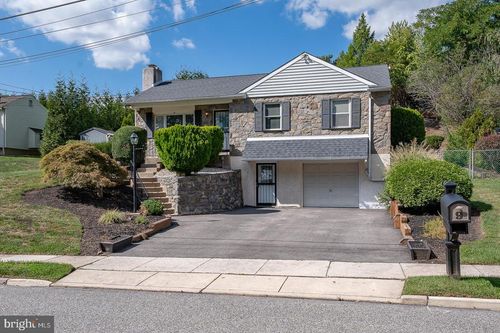 9 Plymwood Dr, PLYMOUTH MEETING, PA, 19462-2636 | Card Image