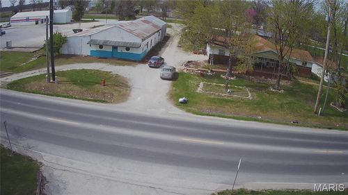 685 S Sturgeon St, Montgomery City, MO, 63361-2707 | Card Image