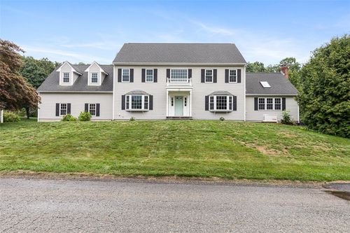 12 Frederick Lane, Cumberland, RI, 02864 | Card Image