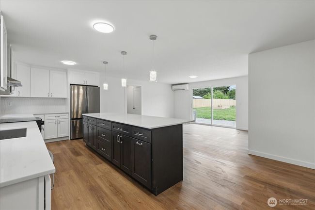 Entry Way | Image 5