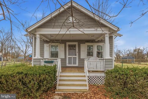 13 Glenwood Ave, NORRISTOWN, PA, 19403-1615 | Card Image