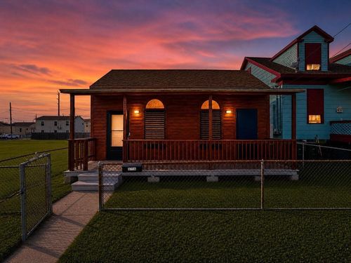 3714 Ball, Galveston, TX, 77550-1257 | Card Image