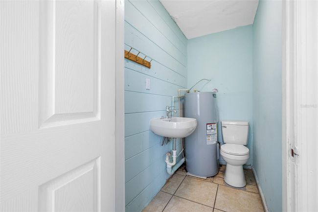 2350 38 Th Ave N, House other with 2 bedrooms, 2 bathrooms and null parking in ST PETERSBURG FL | Image 42