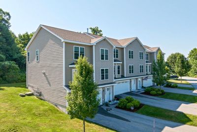 1338 - 1465 Hooksett Road, Condo with 3 bedrooms, 2 bathrooms and null parking in Hooksett NH | Image 3