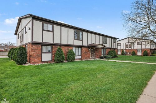 22835 Grove Road, St Clair Shores, MI, 48080 | Card Image