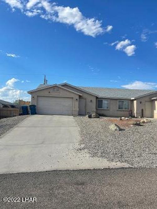 102-3041 Caliente Dr, Lake Havasu City, AZ, 86404-3207 | Card Image