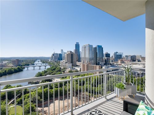 2001-603 Davis St, Austin, TX, 78701-4260 | Card Image