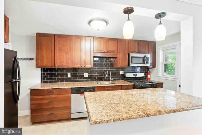 3714 Greenvale Rd, Townhouse with 3 bedrooms, 2 bathrooms and null parking in BALTIMORE MD | Image 8