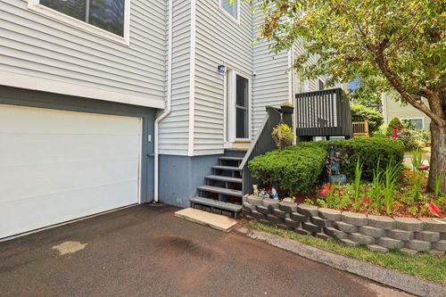 7-7 Sunridge Ln, Cromwell, CT, 06416-2506 | Card Image