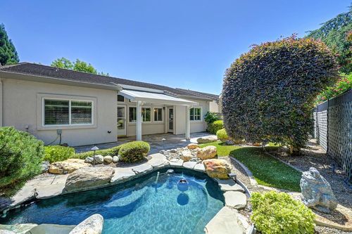 752 Diamond Glen Cir, Folsom, CA, 95630-3165 | Card Image