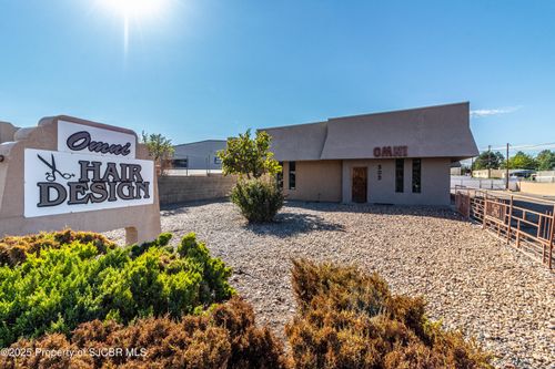305 E 20th St, Farmington, NM, 87401-2101 | Card Image