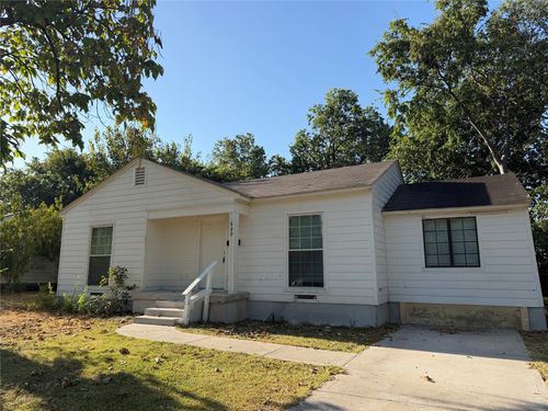 628 Cedar Dr, Garland, TX, 75040-7717 | Card Image