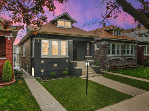 7535 S Aberdeen St, Chicago, IL, 60620-2951 | Card Image
