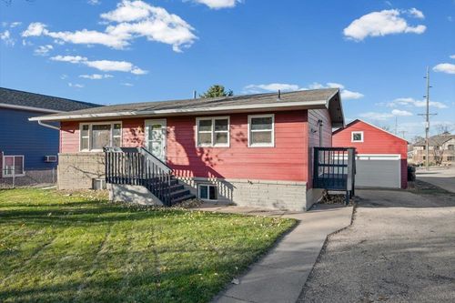 840 W Jackson Blvd, Spearfish, SD, 57783-1809 | Card Image