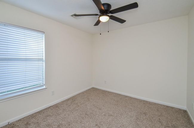 15330 Keystone Bend Ln, House other with 3 bedrooms, 2 bathrooms and 2 parking in Cypress TX | Image 21
