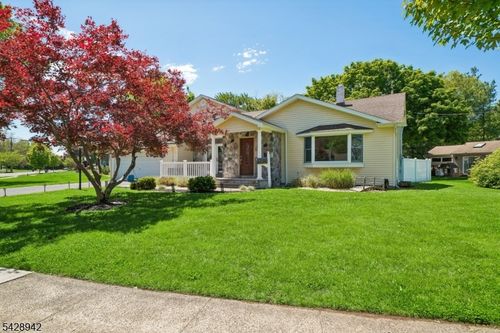 50 Newbrook Ln, Springfield, NJ, 07081-2921 | Card Image