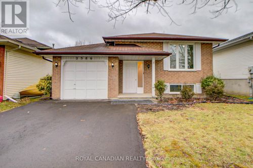 2586 Foxmeadow Road, Peterborough (Ashburnham), ON, K9L1X2 | Card Image