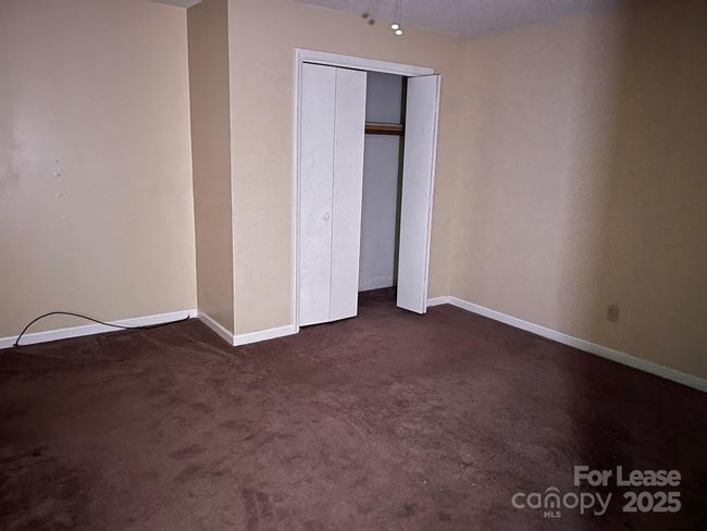 1231 15 Th Ave Nw, Condo with 1 bedrooms, 1 bathrooms and null parking in Hickory NC | Image 6