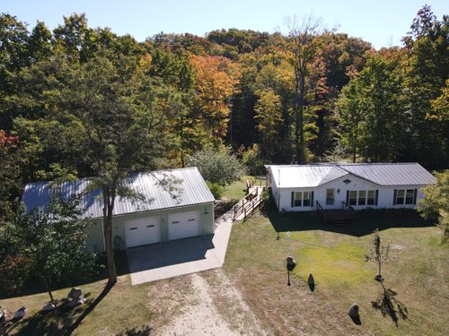 2802 Coulter Creek Trl, Central Lake, MI, 49622-8608 | Card Image