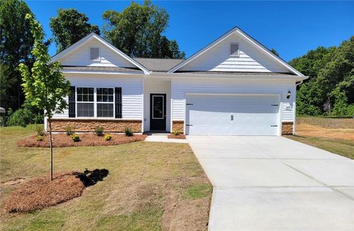 3458 Robindale Dr, Winston Salem, NC, 27107 | Card Image