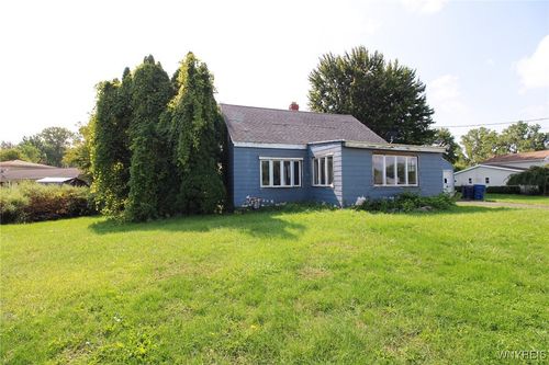 4642 Ridge Rd, Lockport, NY, 14094-9719 | Card Image