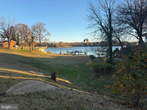 7655 Turnbrook Dr, GLEN BURNIE, MD, 21060-8445 | Card Image