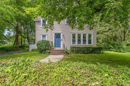 562 Buckingham Ave, Syracuse, NY, 13210-3318 | Card Image