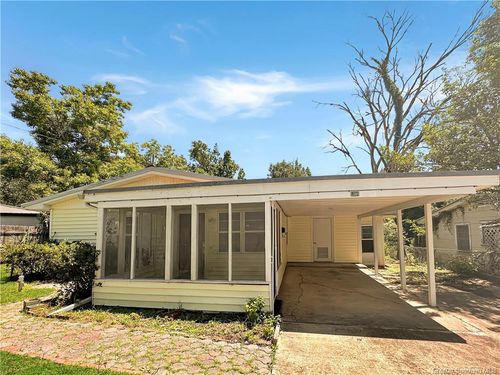 1301 Oak Dr, Leesville, LA, 71446-3705 | Card Image