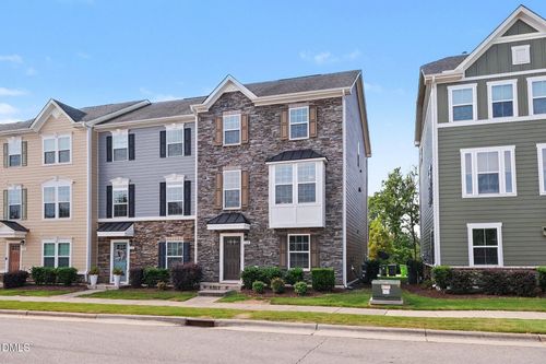 1109 Tender Drive, Apex, NC, 27502 | Card Image