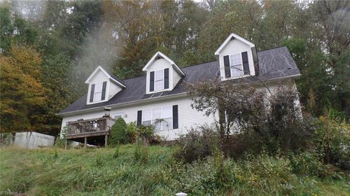 1073 Ed Little Rd, Warrensville, NC, 28693-9143 | Card Image