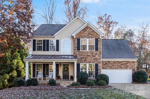 447 Leaf Arbor Ct, Lake Wylie, SC, 29710-8115 | Card Image