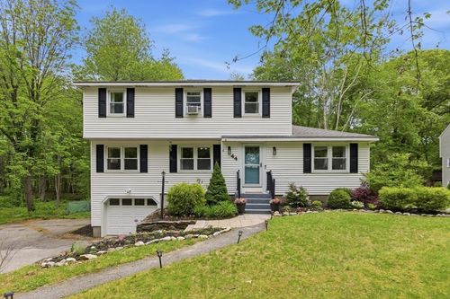 44 Lincoln St, Northborough, MA, 01532-1722 | Card Image