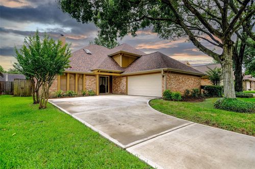 2520 Hadley Cir, Sugar Land, TX, 77478-1865 | Card Image