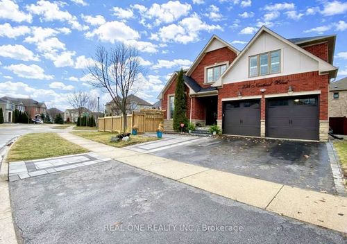238 Nautical Blvd, Oakville, ON, L6L0B9 | Card Image