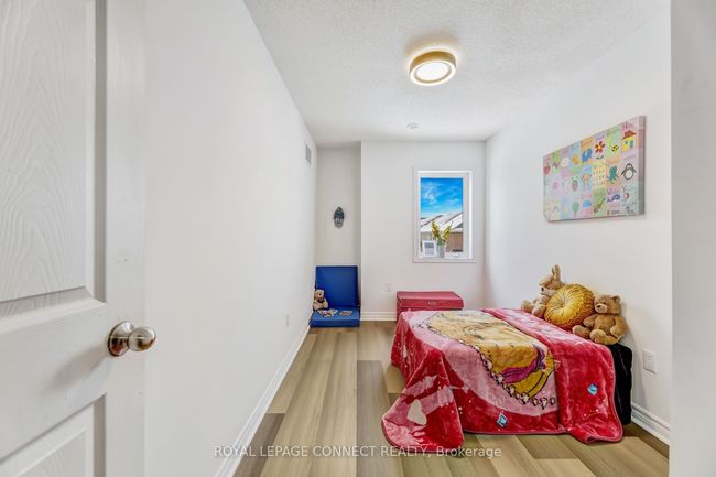4 - 1050 Elton Way, House attached with 3 bedrooms, 3 bathrooms and 1 parking in Whitby ON | Image 27