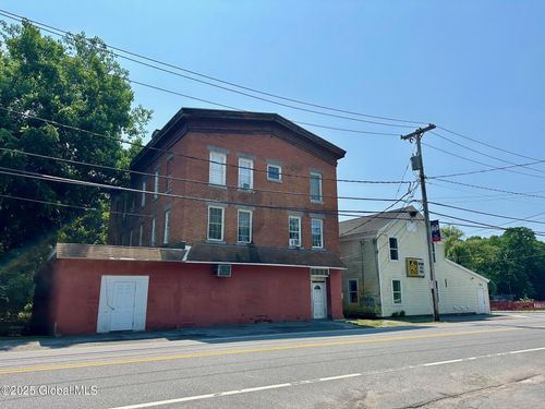 50-52 Gates Ave, Victory Mills, NY, 12884-7702 | Card Image