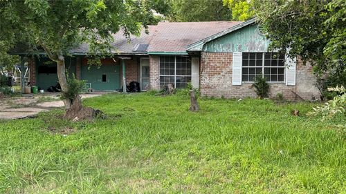117 Sylvan St, La Porte, TX, 77571-6437 | Card Image
