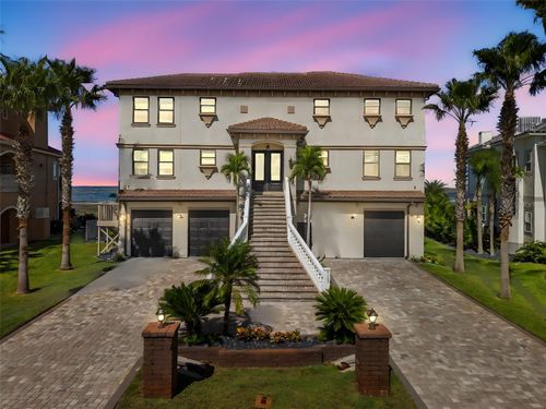 4387 Harborpointe Dr, PORT RICHEY, FL, 34668-6172 | Card Image