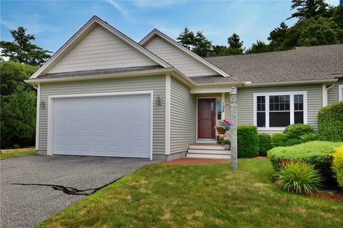 120 Country Meadow Ln, Chepachet, RI, 02814-2118 | Card Image