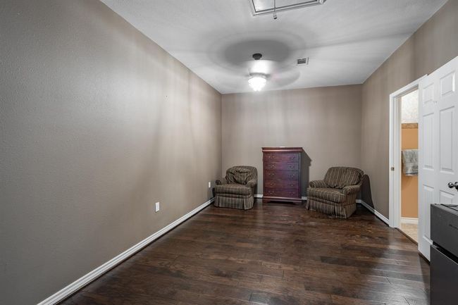402 Cs Harmon Rd, Home with 4 bedrooms, 4 bathrooms and 2 parking in Hankamer TX | Image 27