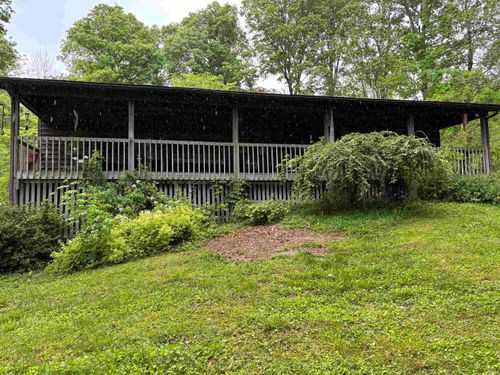 2454 E Shorts Corner Rd, Pekin, IN, 47165-8771 | Card Image