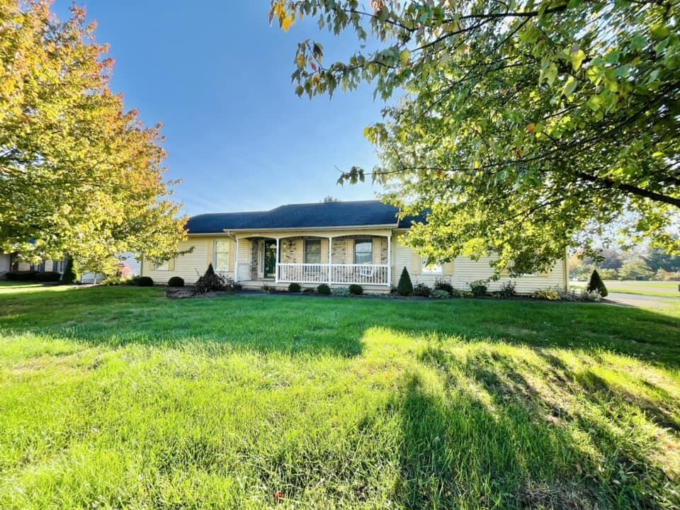 Columbus Rd, Fredericktown, OH 43019