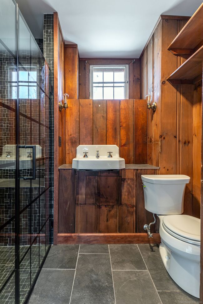 17 - 16-17 Coburn Rd E, House other with 4 bedrooms, 3 bathrooms and null parking in Sherman CT | Image 36
