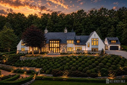 171 Campbell Road Road, Bernardsville, NJ, 07924 | Card Image