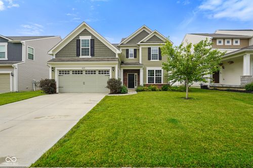 6670 Shooting Star Dr, Whitestown, IN, 46075-6218 | Card Image