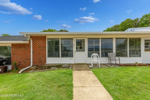 881B Balmoral Ct, Lakewood, NJ, 08701-7878 | Card Image