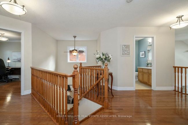 10 Meadowglen Blvd, House other with 4 bedrooms, 4 bathrooms and 2 parking in Georgetown ON | Image 23