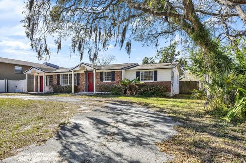 11404 N 52nd St, TAMPA, FL, 33617-2156 | Card Image