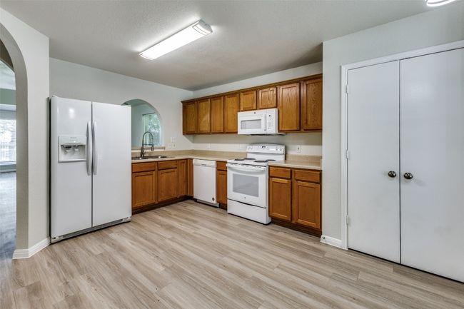 1514 Paint Brush Dr, House other with 3 bedrooms, 2 bathrooms and 2 parking in Lockhart TX | Image 8