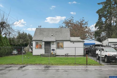 3680 Blossom Dr Ne, Salem, OR, 97305-1718 | Card Image